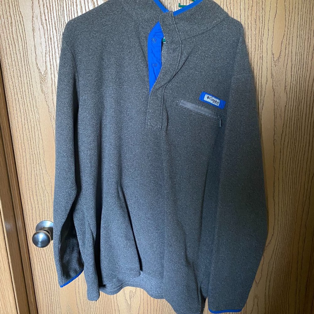Columbia Long Sleeved Top